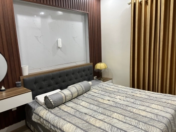 Cho thuê căn hộ 2 phòng ngủ full nội thật Hoàng Huy đường Máng Nước