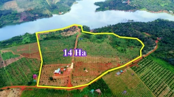 14ha view hồ tự nhiên đẹp,xe cont vào tận nơi,giá rẻ nhất khu vực