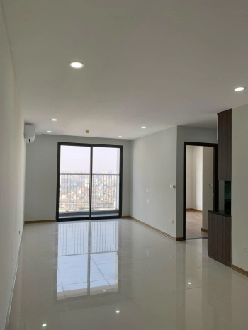 Chính chủ cho thuê căn hộ 3 phòng ngủ nội thất cơ bản CC Rose Town DV02 Hoàng Mai Hà Nội