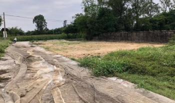 Bán nhanh lô Phúc Thọ gần chợ, trường học