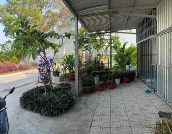 Cần bán 12m ngang mặt tiền đường số 4 nóc bằng