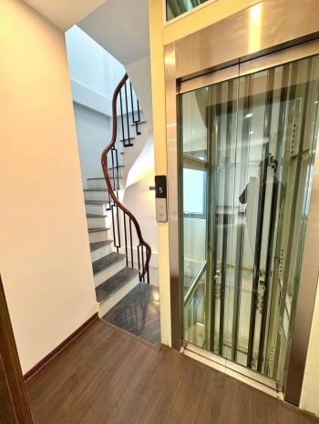 Cắt lỗ chủ nhà cần bán gấp nhà trên phố thụy khuê hà nội