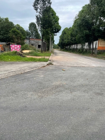 CẦN SANG LẠI NỀN ĐẤT TPHCM DT 10X51=510M2 THỔ CƯ SHR CẠNH CHỢ DÂN ĐÔNG KÍN GIÁ 590 TRIỆU