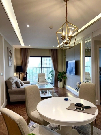 Bán gấp căn 3 ngủ chung cư Bonanza 97m2 đầy đủ đồ, cửa Tây, nhà view Duy Tân.