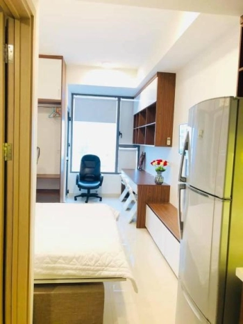 Căn hộ Rivergate Residence tầng 10 thiết kế hiện đại, đầy đủ nội thất.