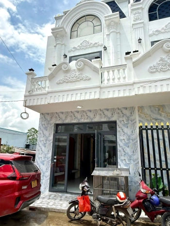 Nhà đẹp 4 Phòng Ngủ-sổ hồng riêng hoàn công, nhà mới xây chưa qua sử dụng