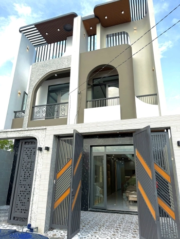 Nhà mặt tiền đường 10m, sổ hồng riêng, ngân hàng cho vay 1tỷ8