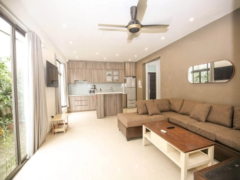 Cho Thuê Nhà Siêu Rẻ 2 Tầng  Đặng Thái Mai Hồ Tây Hà Nội 30triệu/tháng