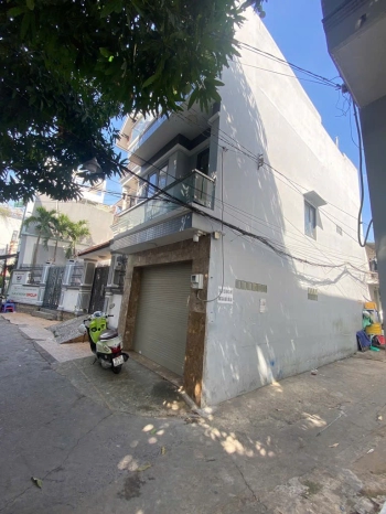 Nguyễn Văn Luông, Phường 10, Quận 6, DT 44m2 (3,7x12) Nhà Đẹp 3 Tầng BTCT, Hẻm Xe Hơi, Khu An Ninh - SHR, Nhỉnh 6 Tỷ Còn TL