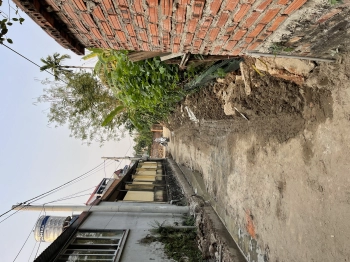 Bán 195m băng 2 đường 23. Mt 10m. Sâu 19.5m. Thổ cư 120m. Cắt vuông vắn. Sổ đỏ cất két. Giá nhỉnh 5ty