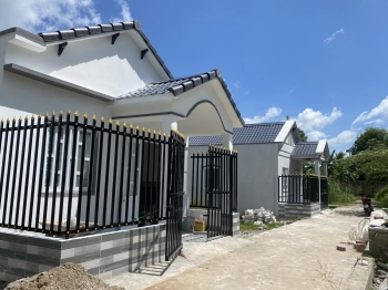 Bán nhà mới gần chợ , gần trường học