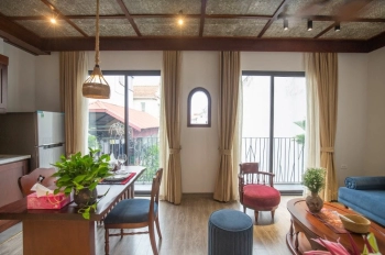 Tòa nhà căn hộ Vip, mặt tiền 9,6m view Hồ Tây, gara oto rộng 