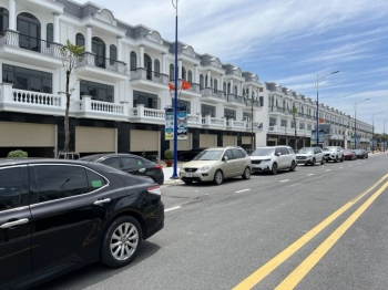 Bán nhà phố dự án Thăng Long 2. KCN Bàu Bàng. Bình Dương