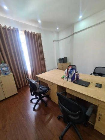 Cho thuê văn phòng đường Nguyễn Hữu Thọ - Đà Nẵng, giá 6 triệu/tháng