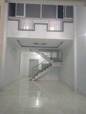 Nhà 125m2 ở &kinh doanh hẻm xe tải lớn đối diện bệnh viện q12