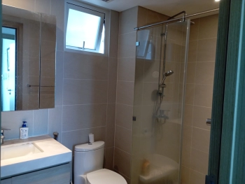 Cần bán Căn hộ 2PN 78m2 Vinhomes Golden River Bason Q1