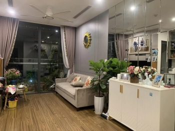 Cần bán căn hộ 2PN Vinhomes West Point