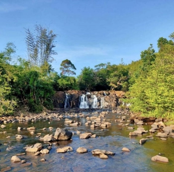 Bán 1030m2 vườn cà phê Xã Đắk Wer, 200m2 thổ cư chỉ 650tr