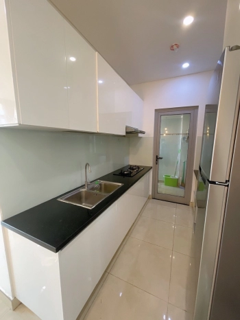 Chủ nhà định cư cần sang nhượng lại 2PN Luxcity full nội thất 