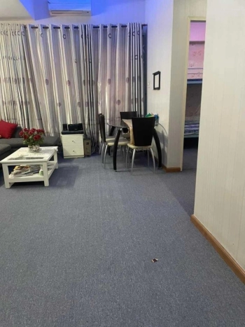 Cho thuê CC Lê Thành B, DT: 83m2, 2PN, 2WC giá: 7,5 tr/th có đủ nội thất như hình.