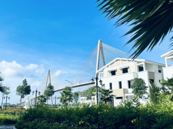 Bán biệt thự ven sông 03 lầu giá tốt tại Mỹ Tho Riverside