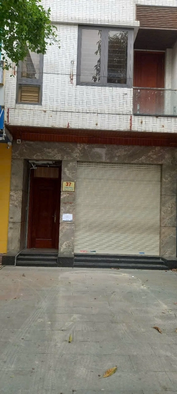 Cho thuê nhà 4 tầng mặt đường Lê Nin