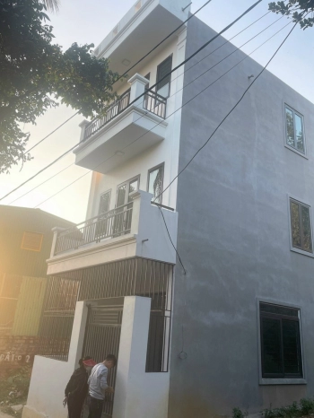 bán nhà đẹp  cẩm thuỷ cẩm phả quảng ninh