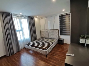 Cho thuê căn hộ chung cư Rose Town 2 phòng ngủ đủ đồ 10tr/tháng.