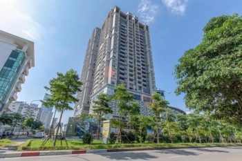 Cho thuê mặt bằng hiệu sách, thời trang, văn phòng quận Cầu Giấy, free ngoài giờ, treo quảng cáo