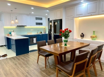 Bán gấp căn hộ 131m2 thiết kế 3pn giá 8,2 tỷ tại chung cư Chelsea Residences, Trần Kim Xuyến