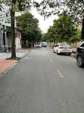 Bán đất lô góc hướng nam và tây đang hoàn thiện ngõ phố Đinh Văn Tả phường Bình Hàn TPHD