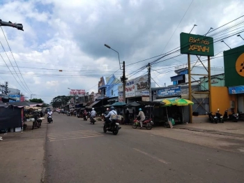 Gia đình cần bán gấp nền đất sổ riêng thổ cư gần ngã 4 Sông Ray Cẩm Mỹ chỉ hơn 700 triệu/nền