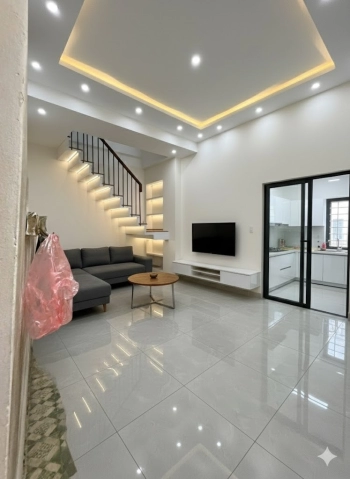 Nhà 2 Mặt Ngõ Hoàng Quốc Việt - Sát Mặt Phố - Bán Đất Tặng Nhà - 52m2, Mặt Tiền 4.1m