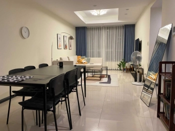 Bán căn 71m2 view ra công viên Cầu Giấy cực đẹp tại Sky Park Residence TK 2pn 2vs.