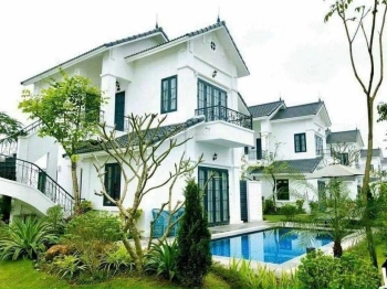 Biệt thự mặt hồ tại Vườn Vua Resort & Villas có khoáng nóng