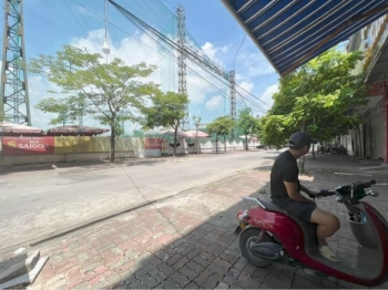 chính chủ . cần bán gấp . (nhà đẹp )