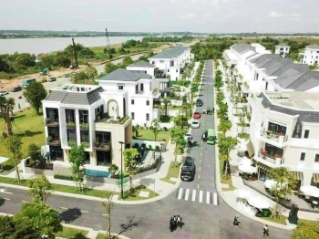 Chính chủ cần bán Nhà phố Đảo Phượng Hoàng giá tốt 