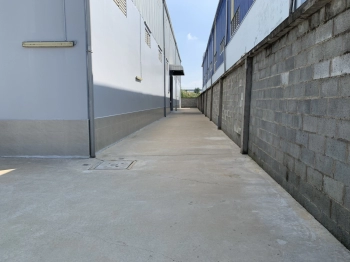 Cho thuê xưởng 2500m2 KCN Hiệp Phước Nhà Bè giá rẻ. Tổng diện tích sử dụng: 1,856,24m2               sân rộng 570m2. Kho có 2 thang bộ và 1 thang máy tải hàng, trọng tải một tấn, PCCC tự động. Liên hệ 0971712299 Ngọc Huế