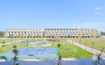 Cần sang nhượng căn shophouse Tropical Palm đường 20m5, đối diện công viên chính, giá rẻ