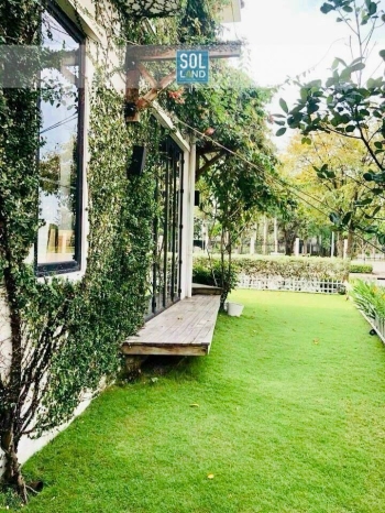 Biệt thự cao cấp Chateau Phú Mỹ Hưng, hơn 500m2, sân vườn xanh mát, nội thất cao cấp tiện nghi.