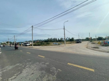 Đất kề sông cận biển gần sân bay Phú Yên giá rẻ