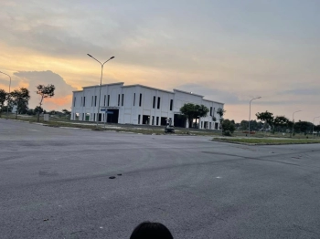 Bán rẻ lô đất Đại Nam, đường rộng 64m, gần QL13, gần chợ và kcn Minh Hưng. giá 1,x tỉ