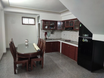 Bán nhà 3 tầng Đông Thọ gần THPT Hàm Rồng 71,44m rộng 4m giá 2 tỷ 3xx oto vào nhà