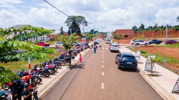 Cần bán gấp lô đất trung tâm hành chính đối diện uỷ ban xã giá 460 triệu