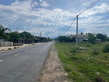 Đất mặt tiền đường DT5 Ninh Tân, Ninh Hoà, toàn bộ đất ở, gần trường chợ, giá chỉ 1,9 tỷ