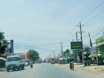 Cần ra lô tiện ích đầy đủ quốc lộ vô chỉ 150m