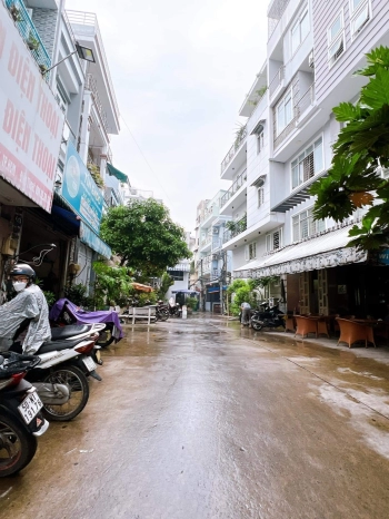 Bán nhà căn gốc 2 mặt tiền vĩnh Hội Q4 Ngang 4 x 10 - 3 tấm hơn 220 triệu m