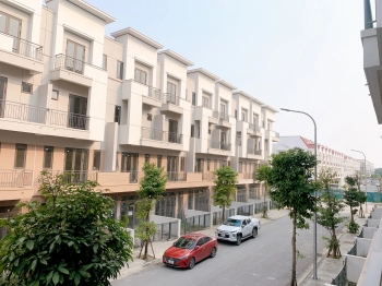 Nhỉnh 3ty sở hữu ngay căn nhà 4 tầng trong khu đô thị giữa lòng TP