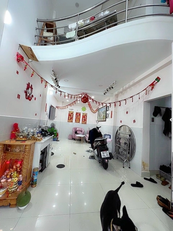 # Bán nhà Rẻ Đẹp  Diện tích Ngang 5 x 7,5 - 5 tấm Tôn Thất Thuyết Q4 
dưới 149 triệu m