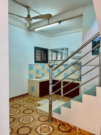 Nhà cho Thuê Tân Phú,Tân Hương 114m2, 2tầng, 3PN,Hẻm ôtô,8m thông,gần chợ Tân Hương 16triệu